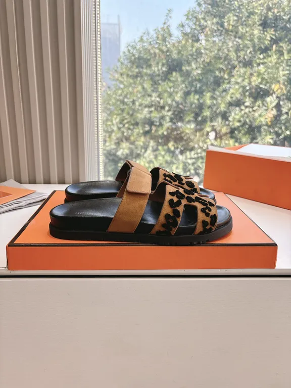 Hermes Shoe 